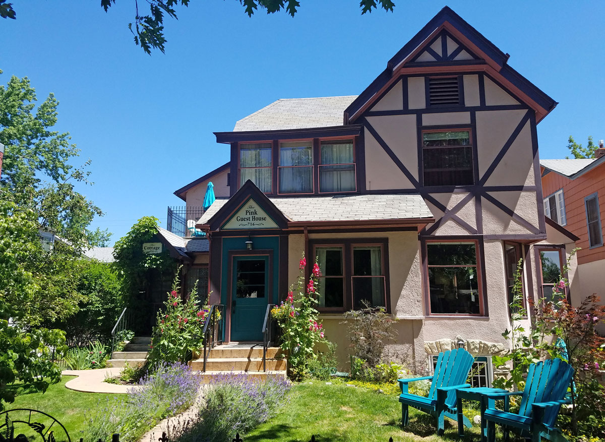 Furnished Apartments In Downtown Boise, Idaho (Also on AirBnb) Pink